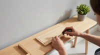The "Creative" IKEA Hack for a Minimalist Console in Any Corner